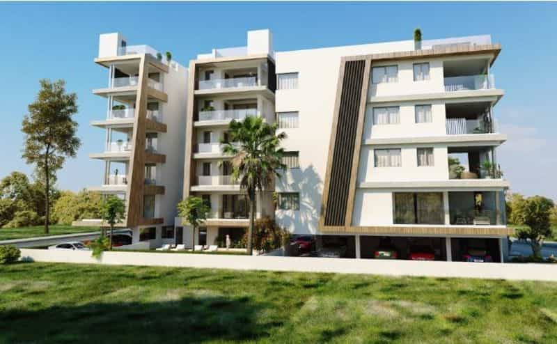 Condominium in Larnaca, Larnaka 10033178