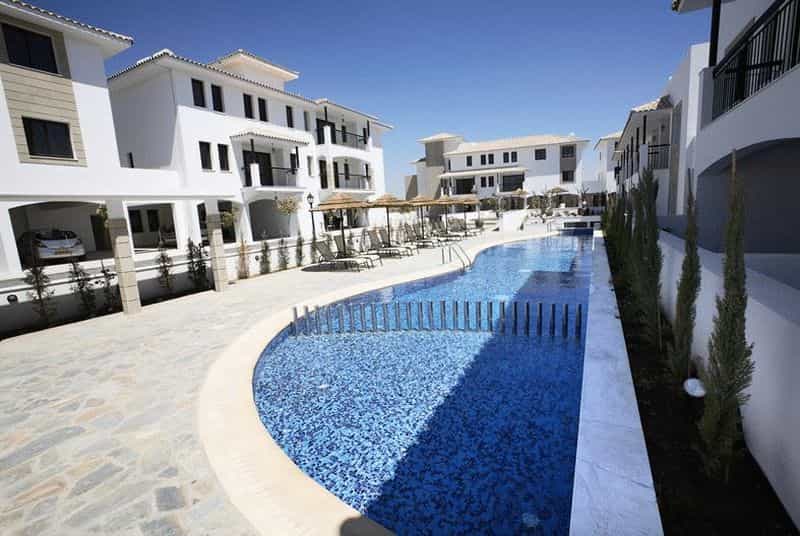 Eigentumswohnung im Kiti, Larnaka 10033180