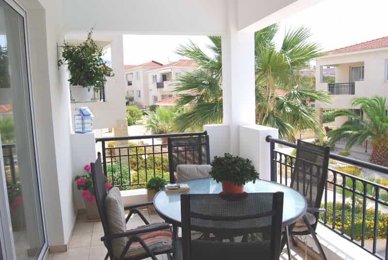 Condominium in Tala, Paphos 10033268