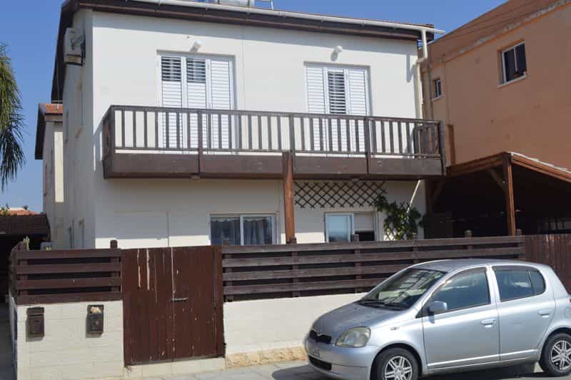 Hus i Perivolia, Larnaka 10033310