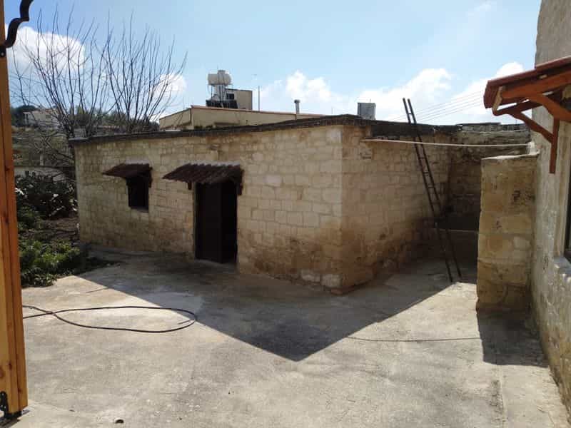 Haus im Kallepia, Paphos 10033361