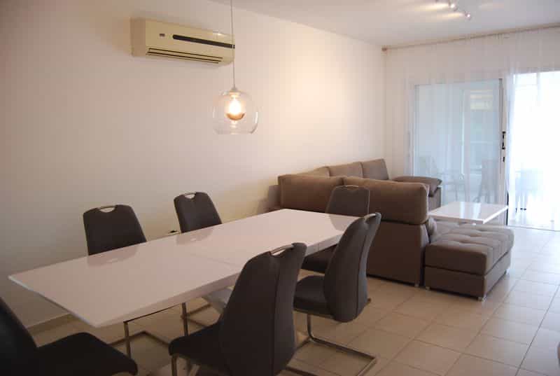 Condominium in Paphos, Pafos 10033408