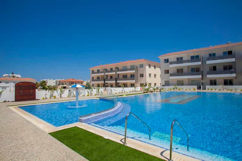 Condominium in Kapparis, Famagusta 10033444