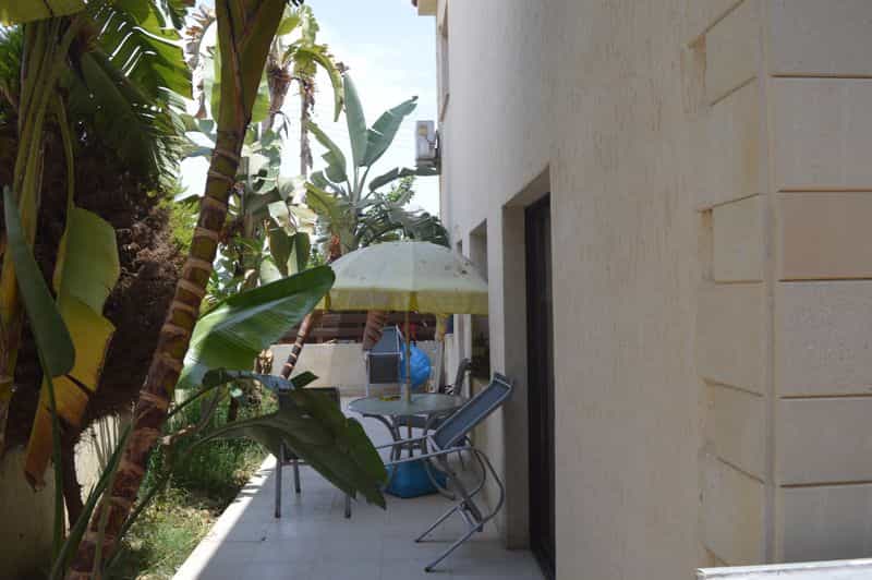 casa no Xilófago, Larnaca 10033474