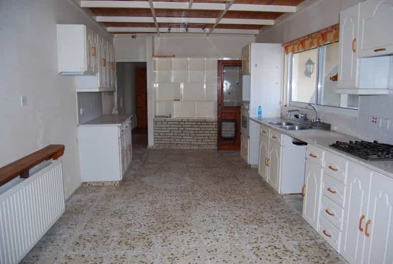 House in Mesogi, Pafos 10033547
