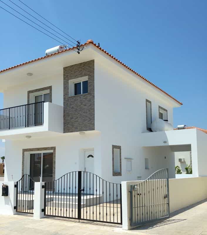 Haus im Xylofagou, Larnaka 10033561