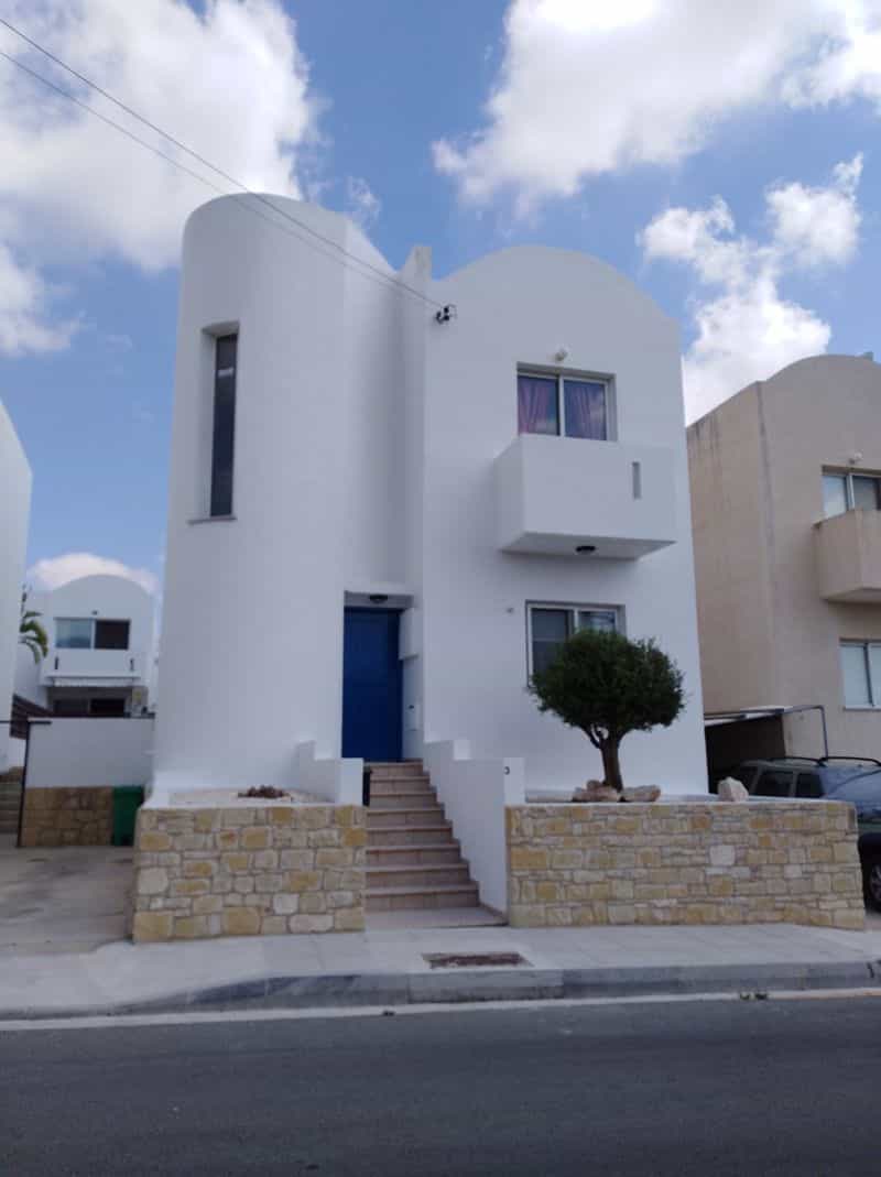 房子 在 Geroskipou, Paphos 10033650