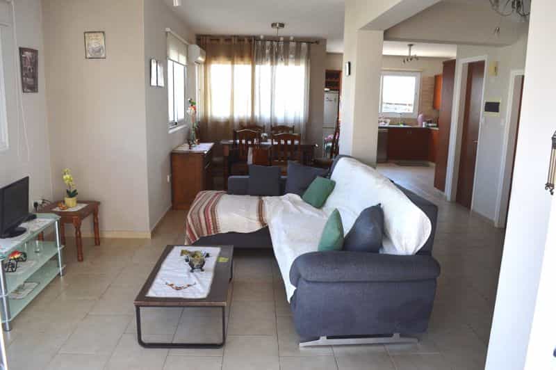 Casa nel Paralimni, Famagusta 10033685