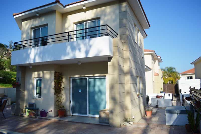 House in Oroklini, Larnaca 10033734