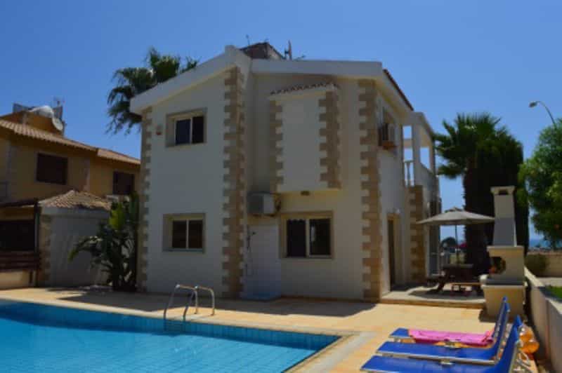 Huis in Ayia Thekla, Famagusta 10033764