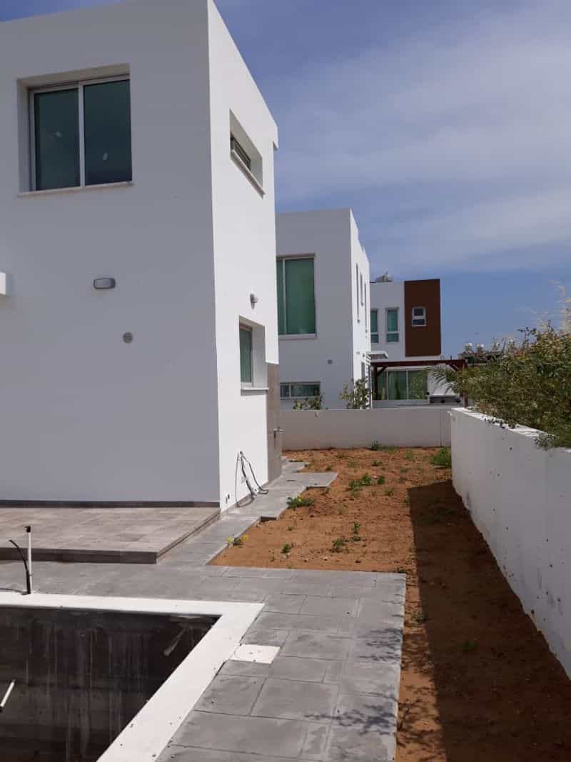 房子 在 Kapparis, Famagusta 10033767