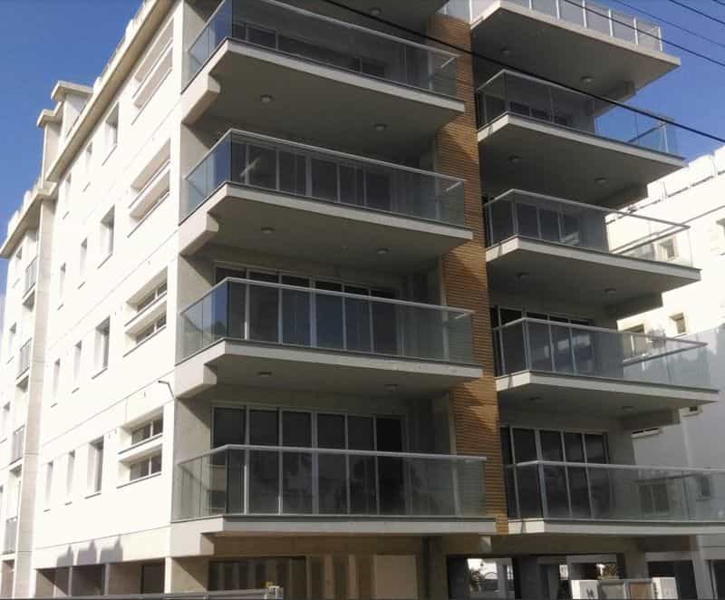 Eigentumswohnung im Larnaka, Larnaka 10034000
