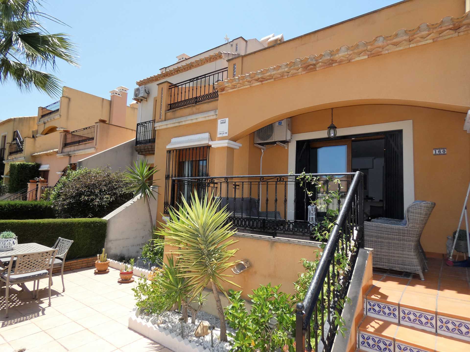 Rumah di Algorfa, Alicante 10034078