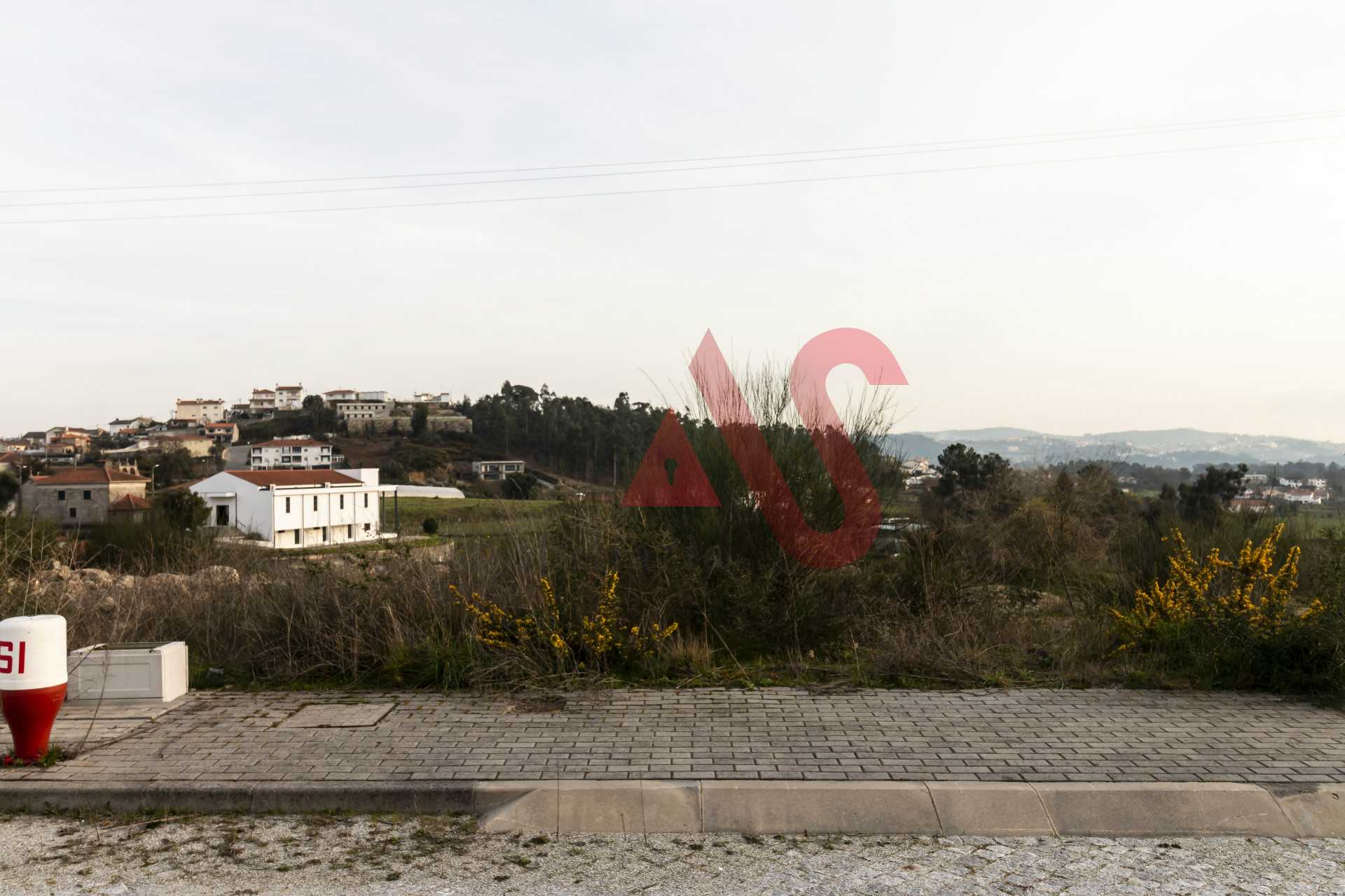 Land in Lousada, Porto 10034186