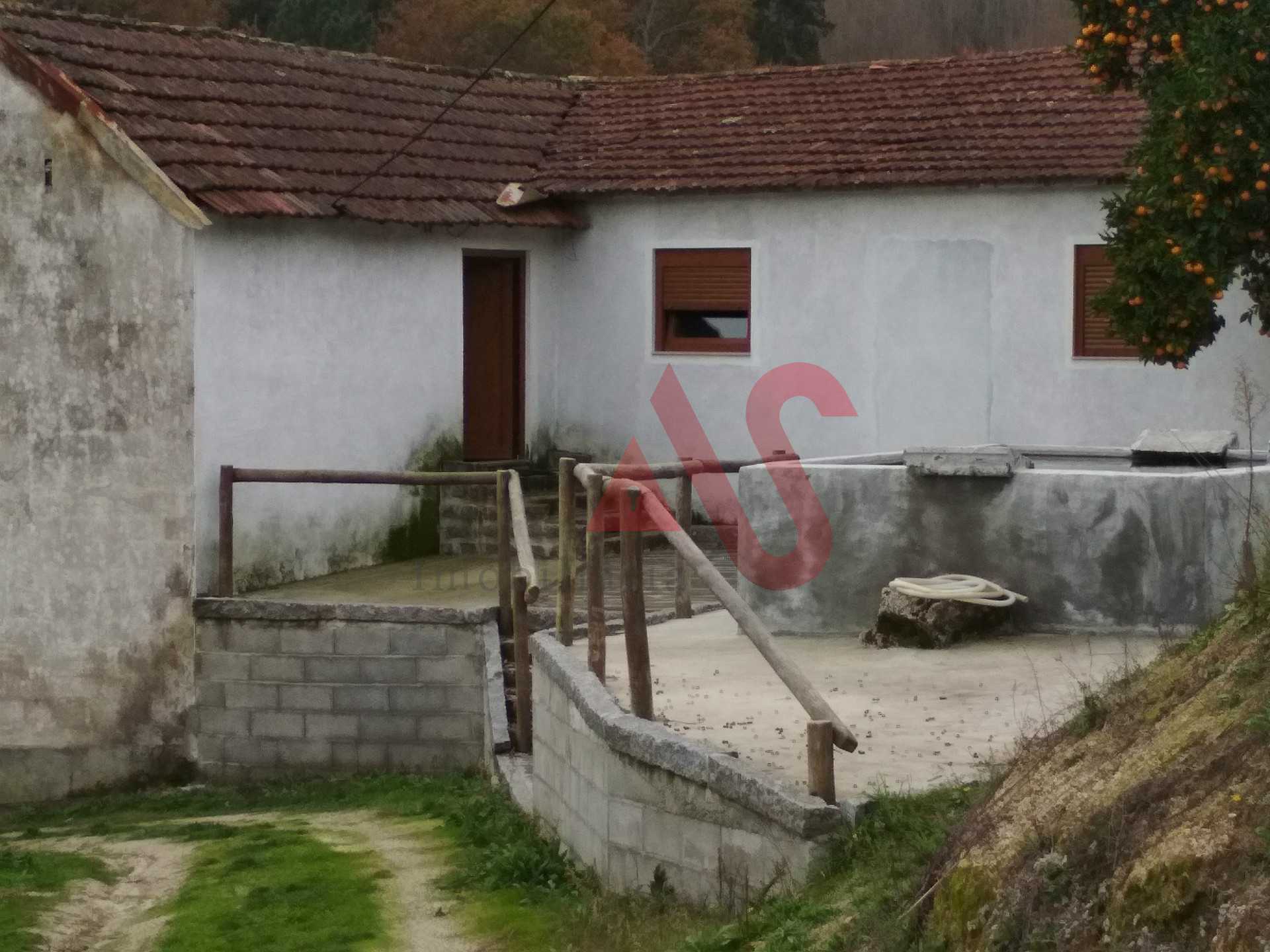房子 在 CelorIco De Basto, Braga 10034191