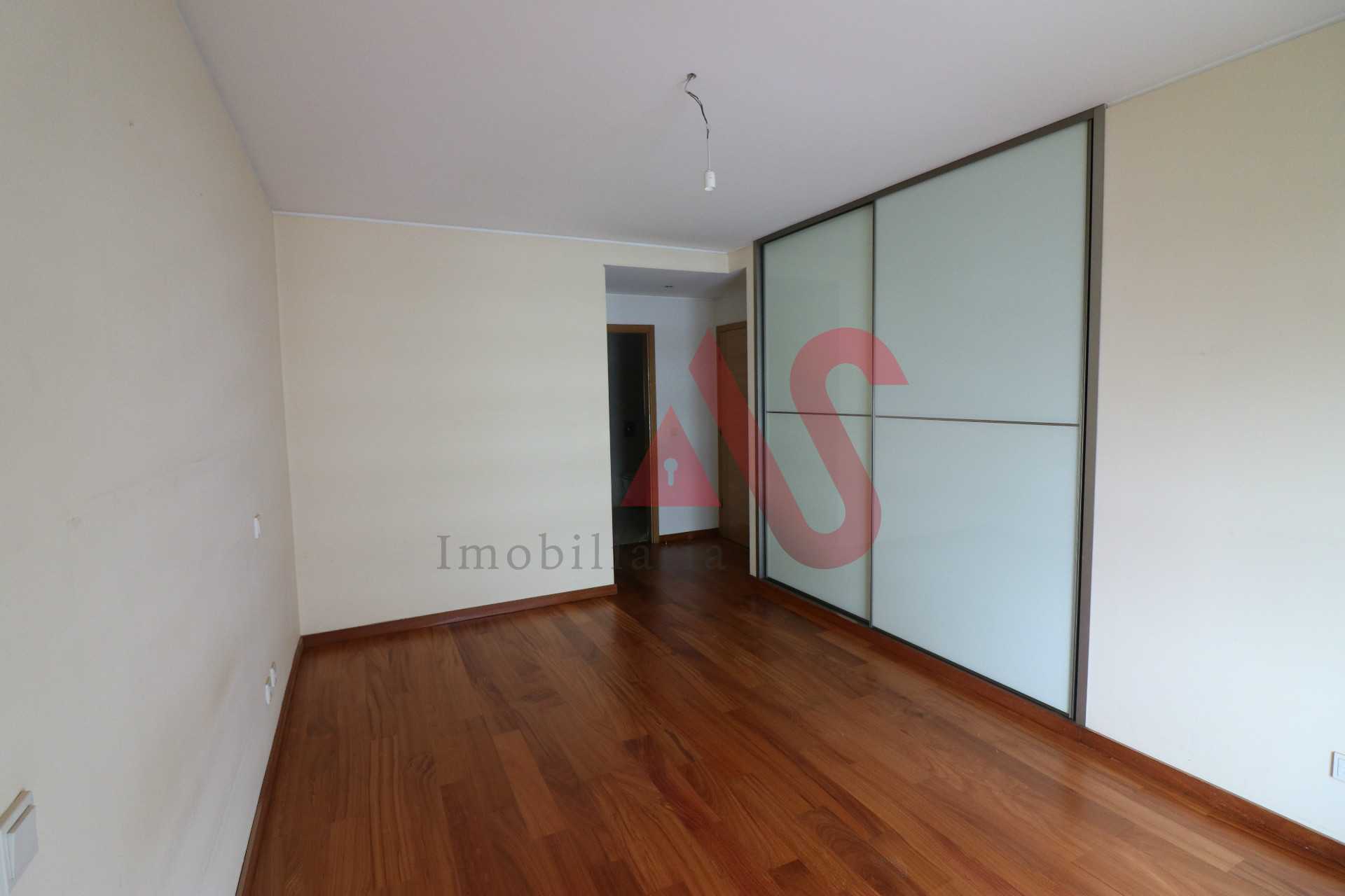 Condominium in Porto, Porto 10034260