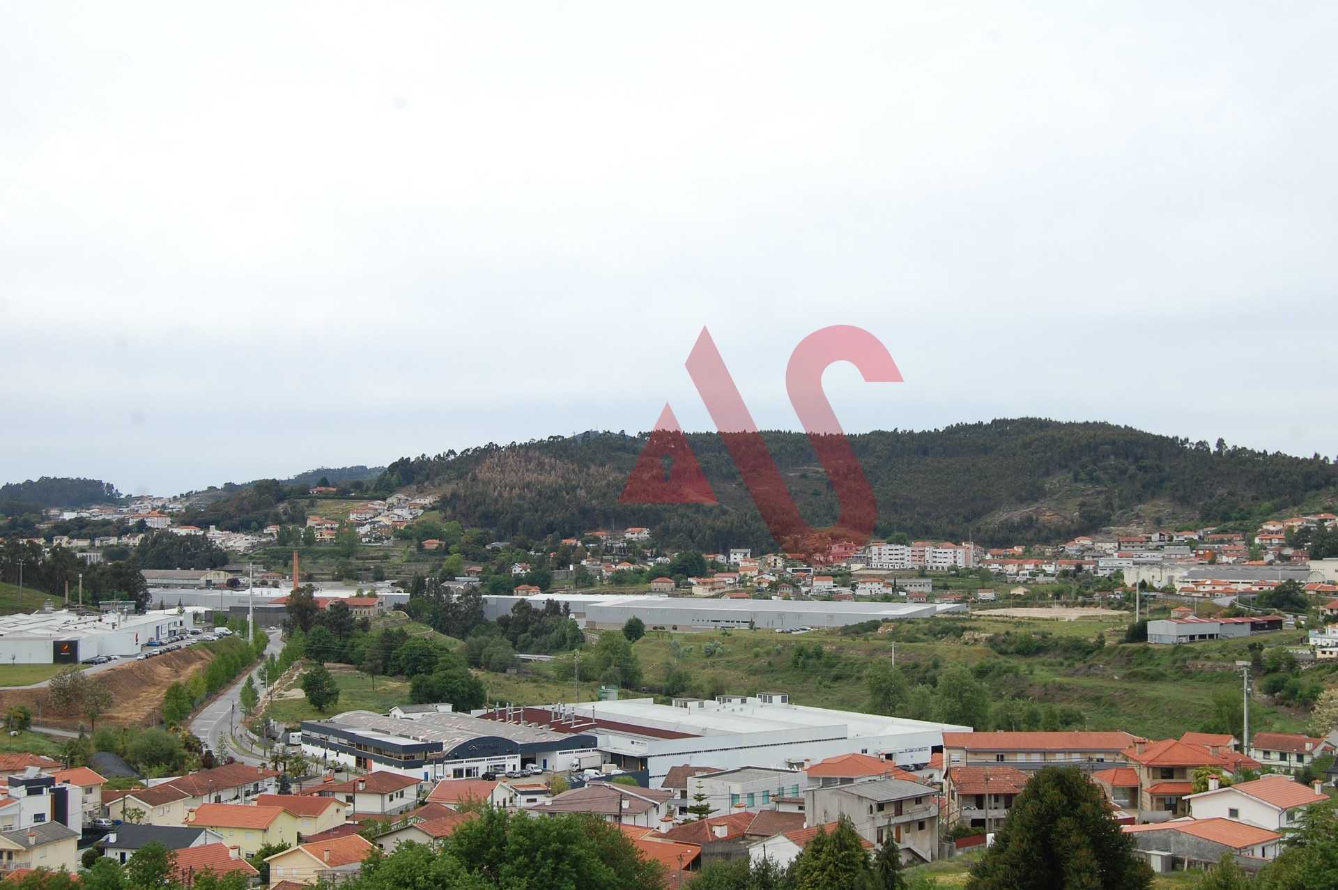 Land i Caldas de Vizela, Braga 10034418