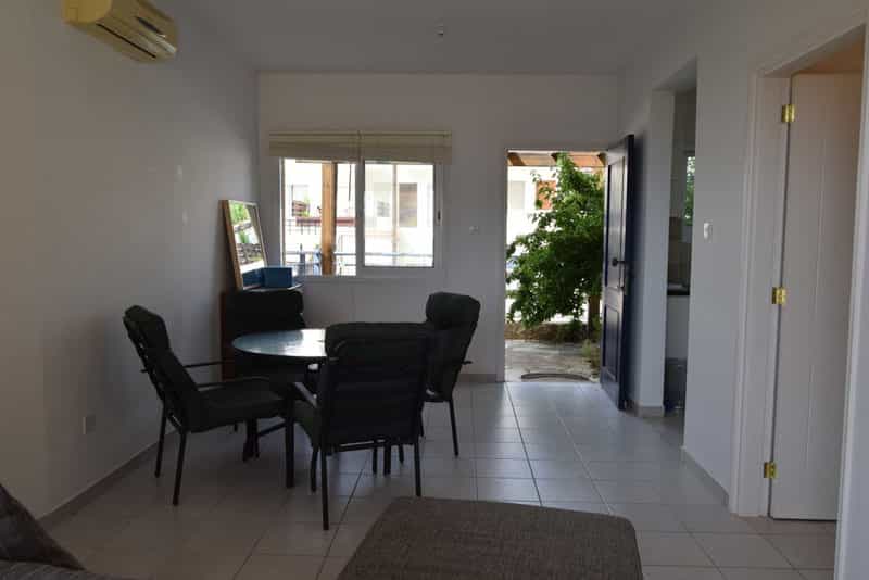Condominium in Pegeia, Pafos 10034430