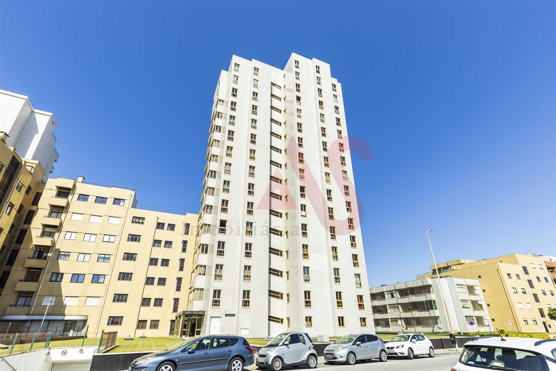 Condominium in Povoa de Varzim, Porto 10034463