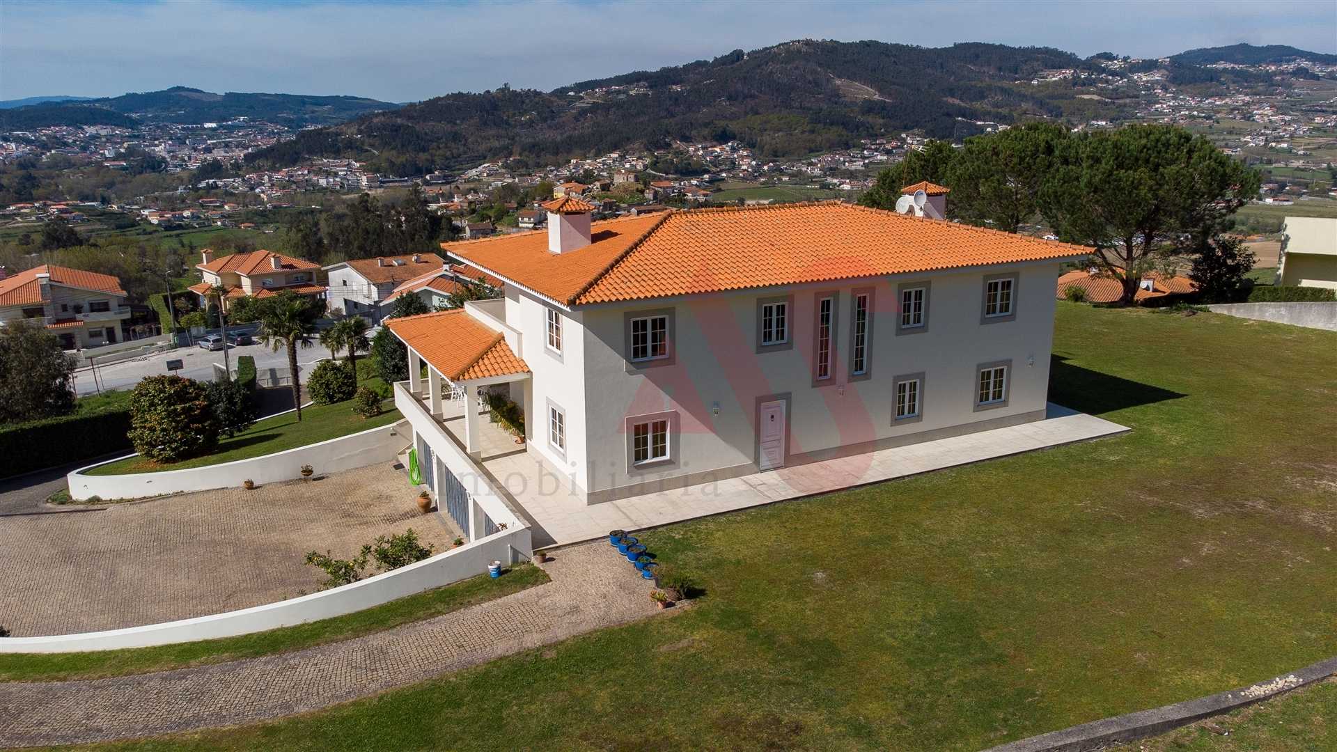 House in VIzela, Braga 10034534