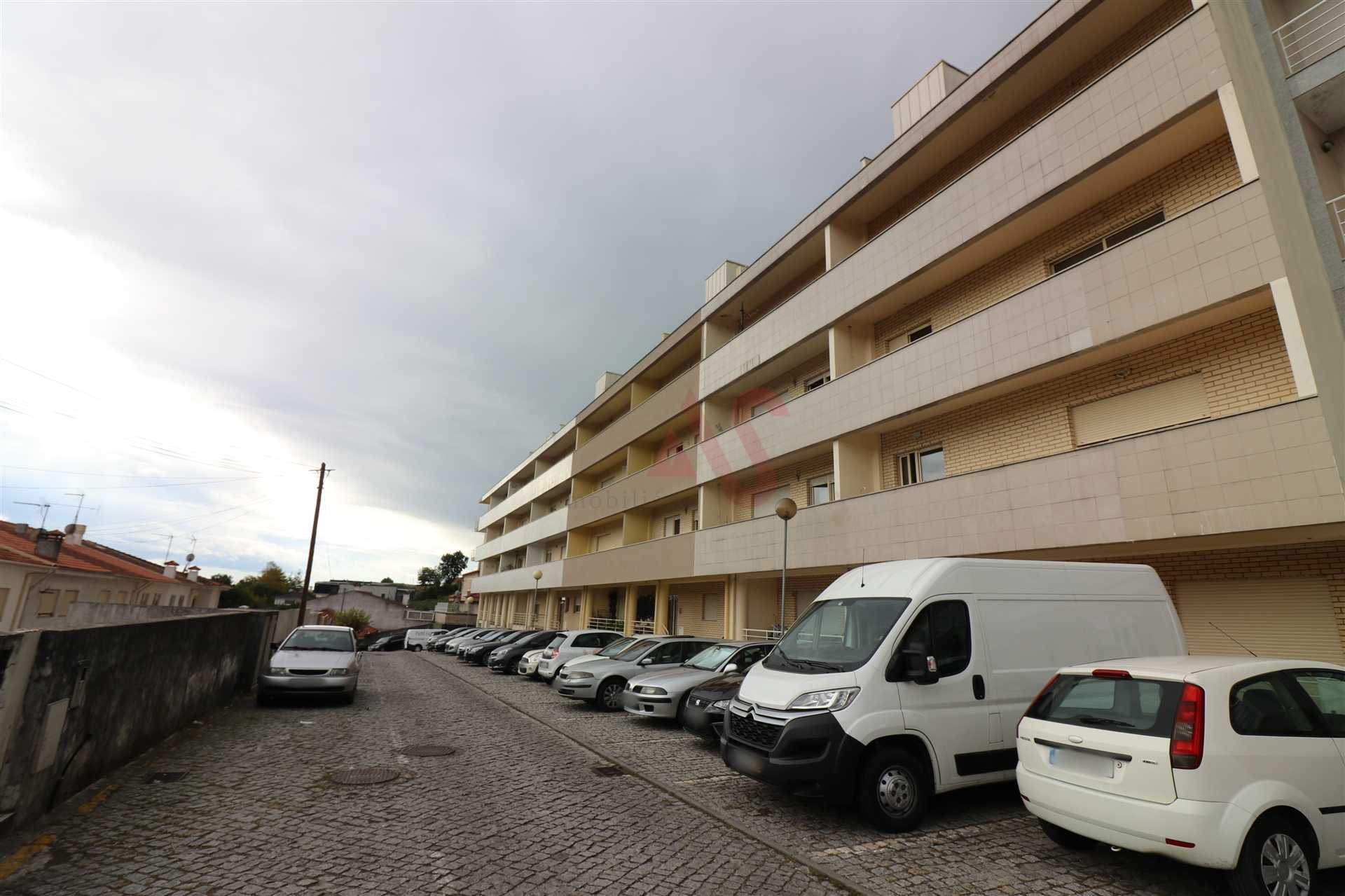 Condominium in Cerca, Braga 10034679