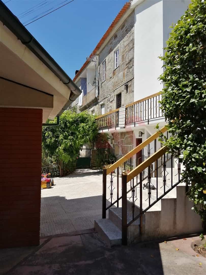 House in FelgueIras, Porto 10034683