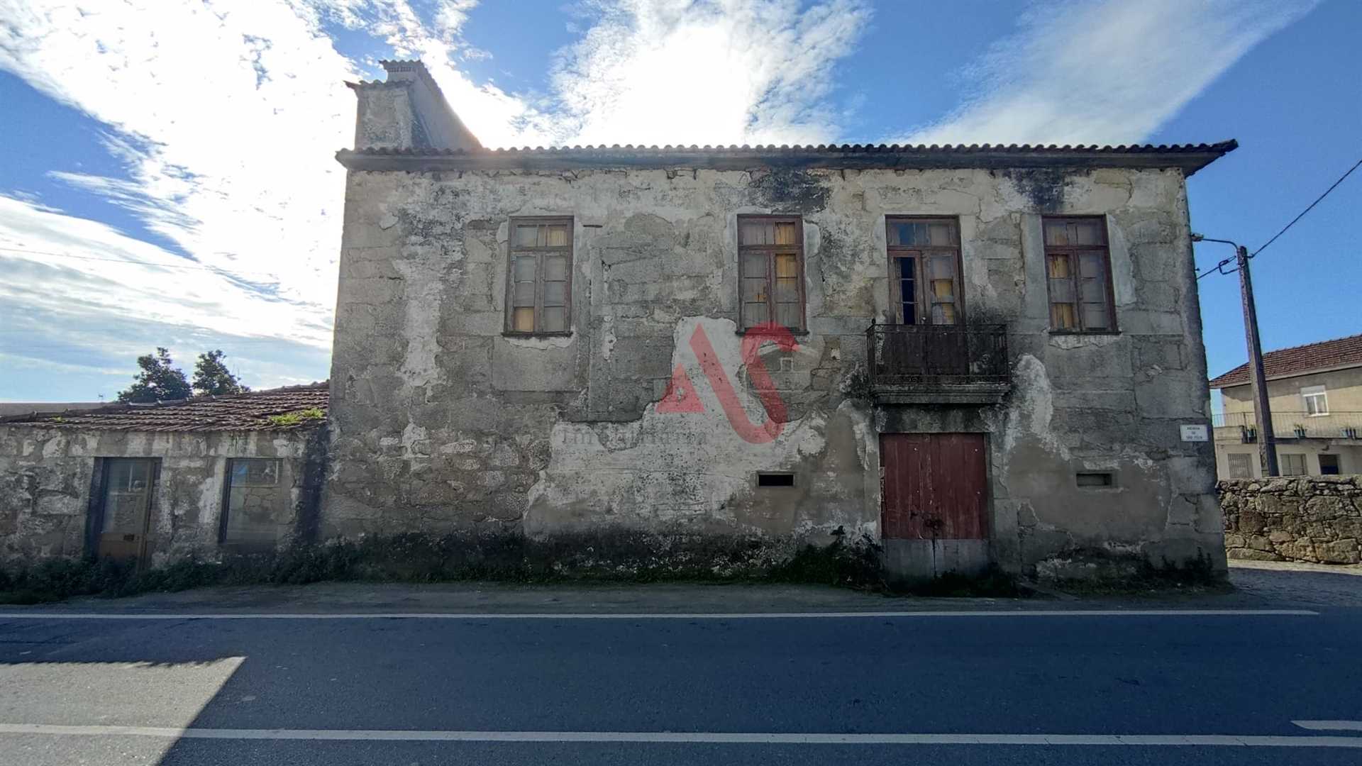 房子 在 VIla Nova De FamalIcao, Braga 10034775