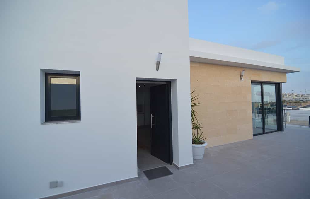 House in Benidorm, Alicante 10035429