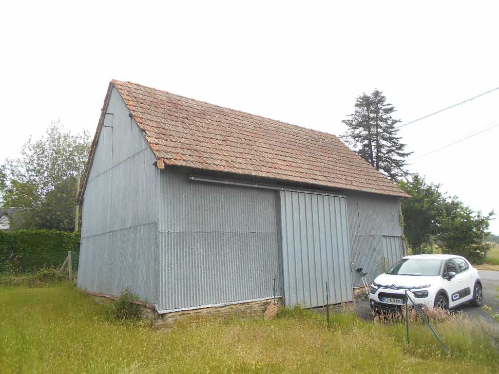 жилой дом в Изиньи-ле-Бюа, Нормандия 10036133