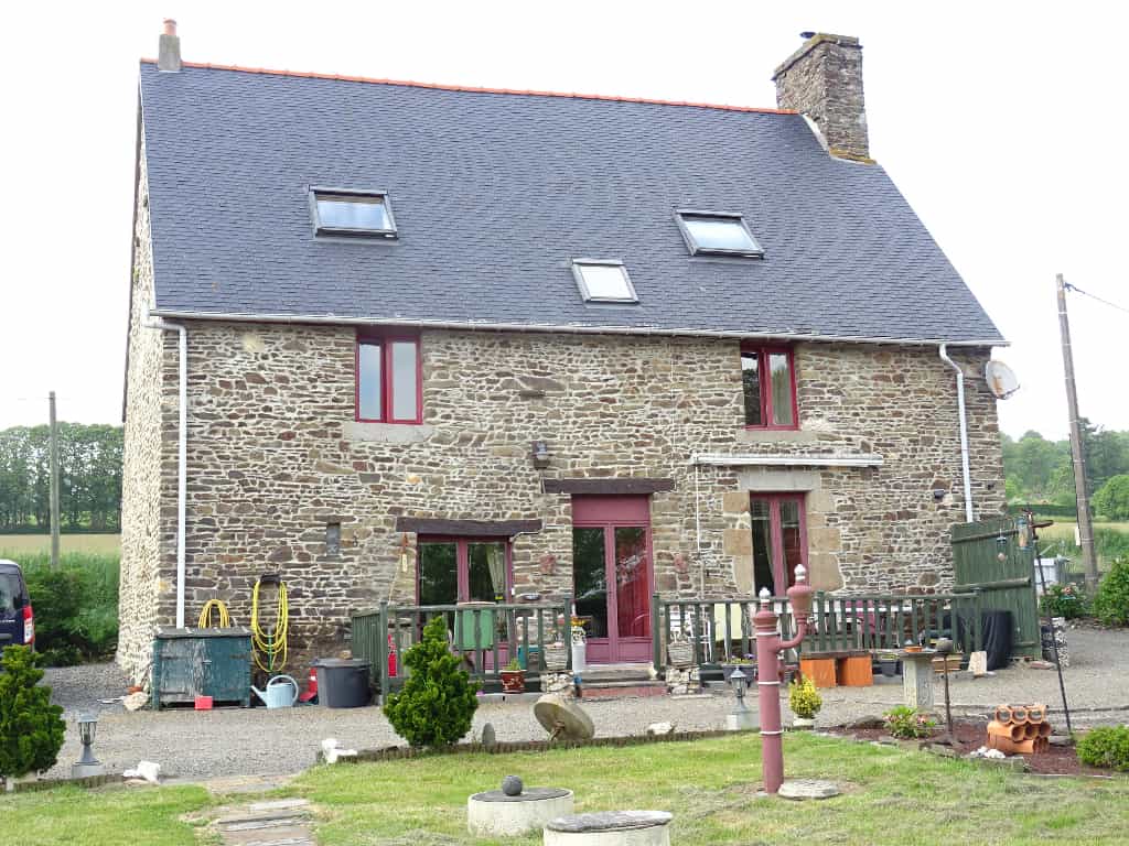 Dom w Isigny-le-Buat, Normandia 10036138