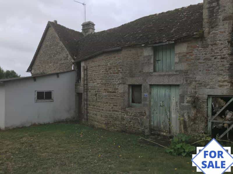 Casa nel Conde-sur-Sarthe, Orne 10036180