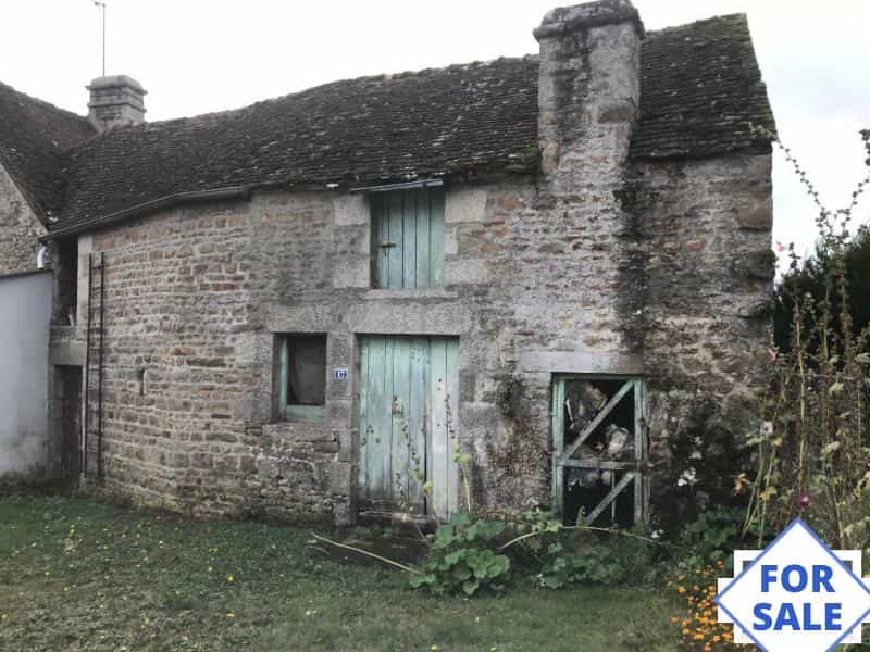 Hus i Conde-sur-Sarthe, Normandie 10036180
