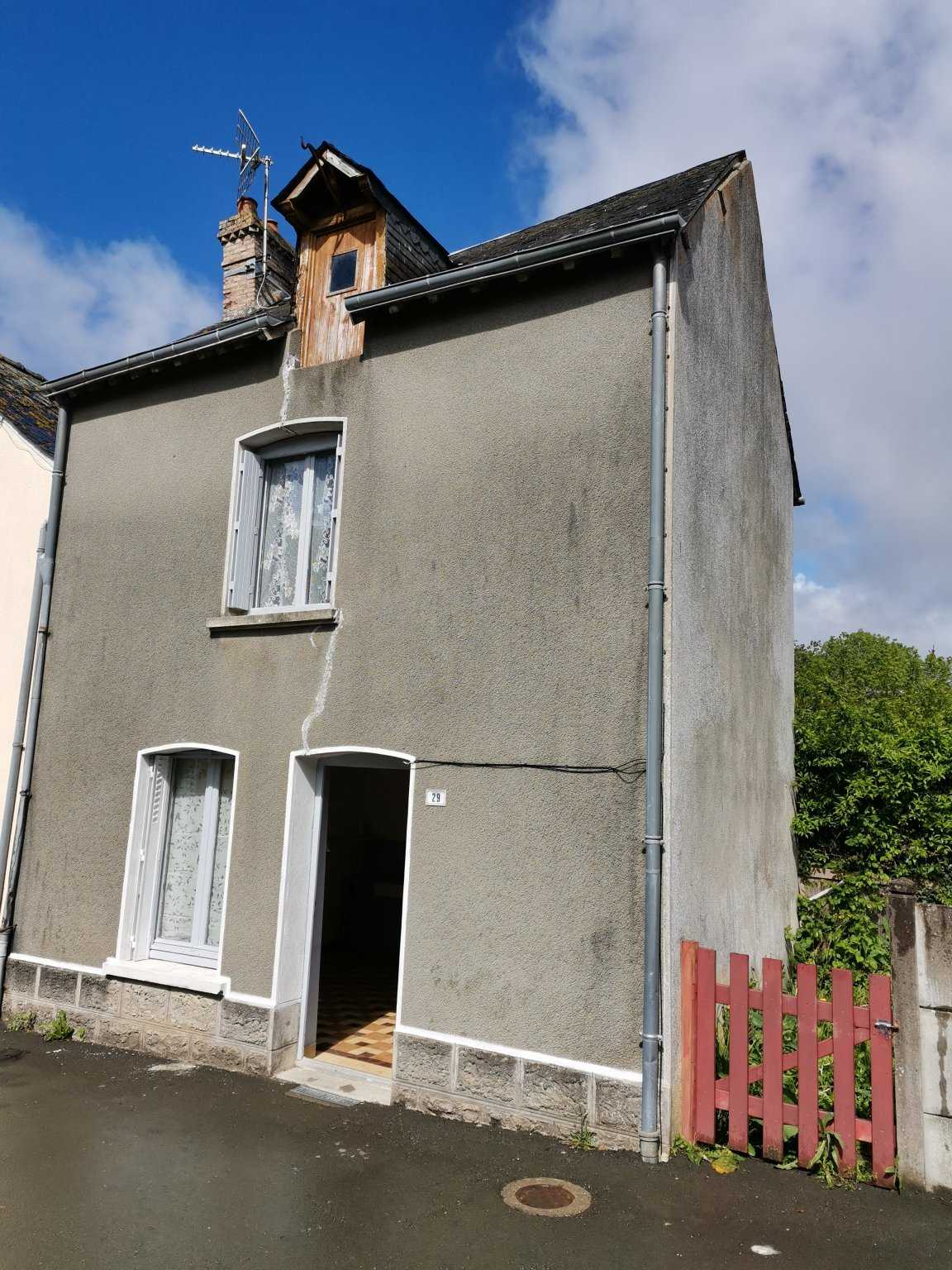 House in Javron-les-Chapelles, Mayenne 10036188