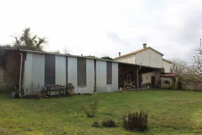 Dom w Villefagnan, Charente 10036287