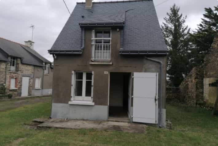 House in La Chapelle-Gaceline, Bretagne 10036422