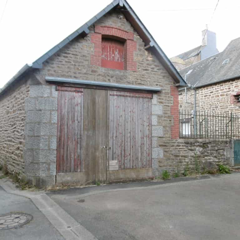 房子 在 Fougerolles-du-Plessis, Mayenne 10036493