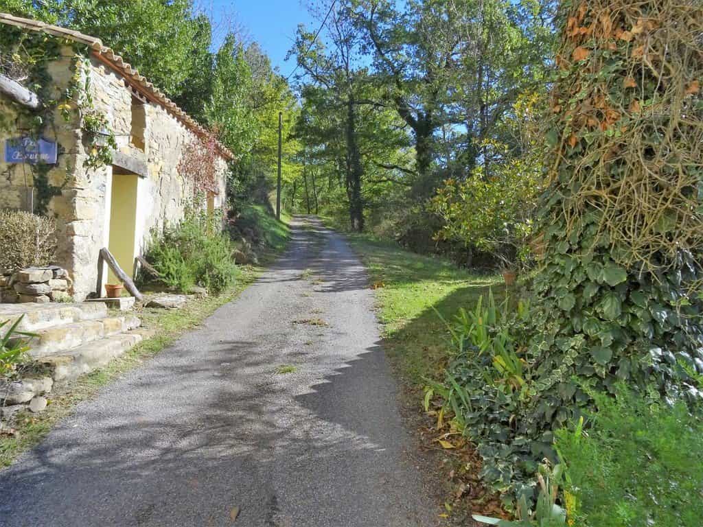 Talo sisään Saint-Benoît, Occitanie 10036507
