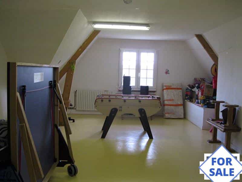 Haus im Saint-Cyr-en-Pail, Mayenne 10036514