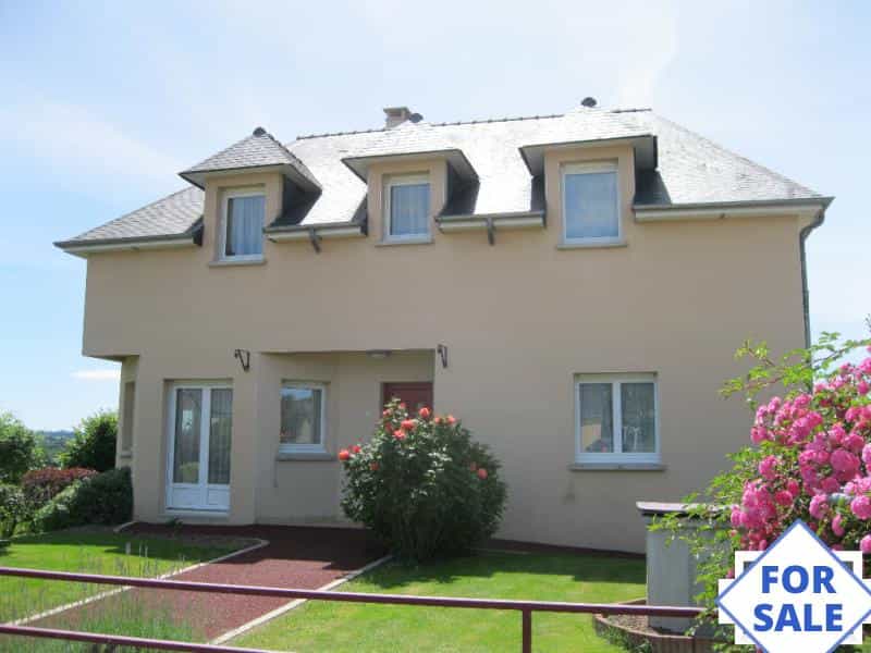 Hus i Villaines-la-Juhel, Pays de la Loire 10036529