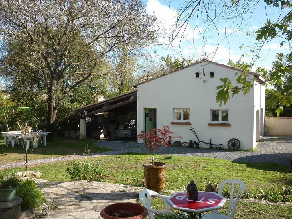 σπίτι σε Bagard, Occitanie 10036556