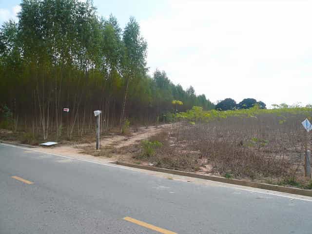 Land in Ban Nong Huaraet, Chonburi 10036857