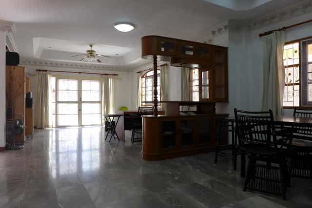 Huis in Phatthaya, Chonburi 10036910