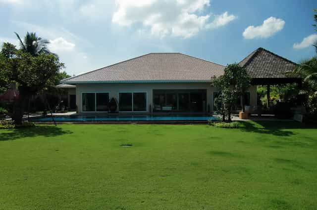 Hus i Ban Huai Yai Muk, Chon Buri 10036971