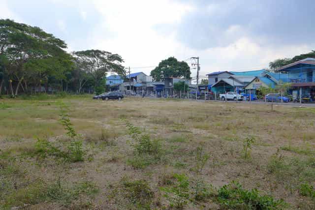 Land in Ban Laem Mai Ruak, Chonburi 10037276