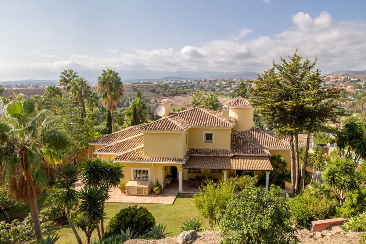 House in San Pedro de Alcantara, Andalusia 10037445