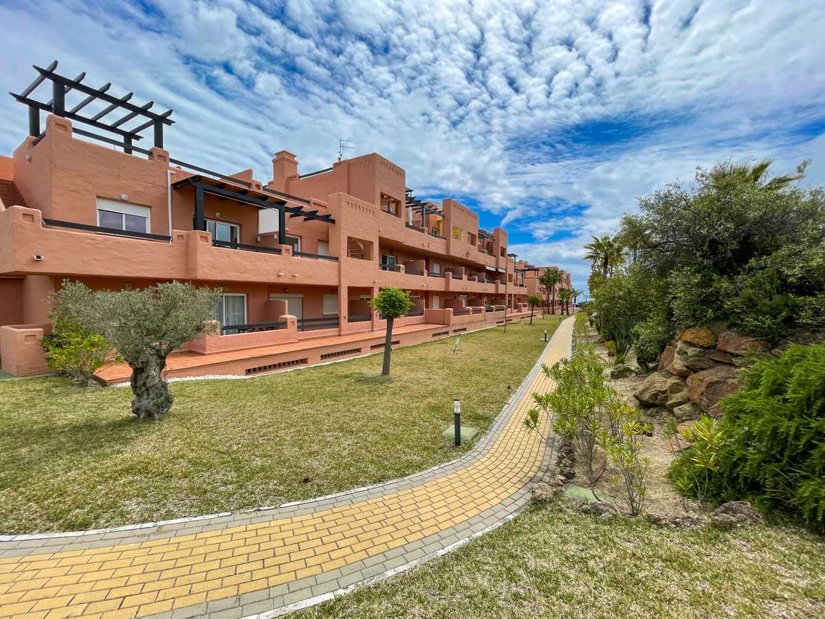 Condominium in San Luis de Sabinillas, Andalusia 10037514