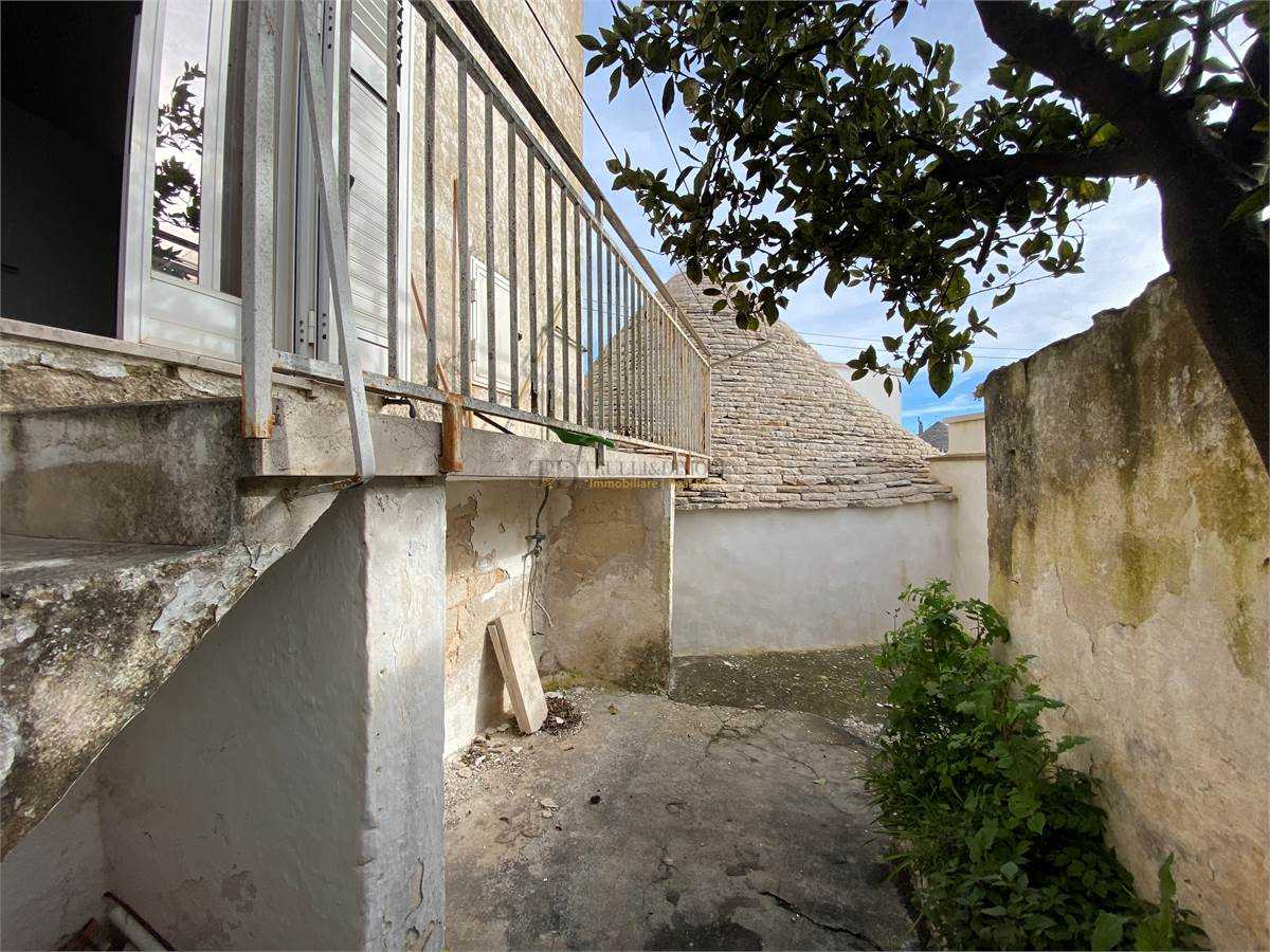 Condominium in Alberobello, Puglia 10037946
