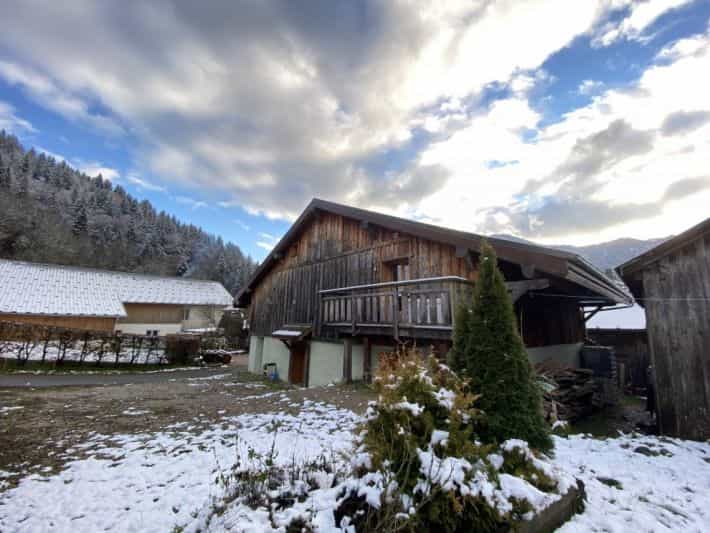 House in Le Biot, Haute-Savoie 10038493
