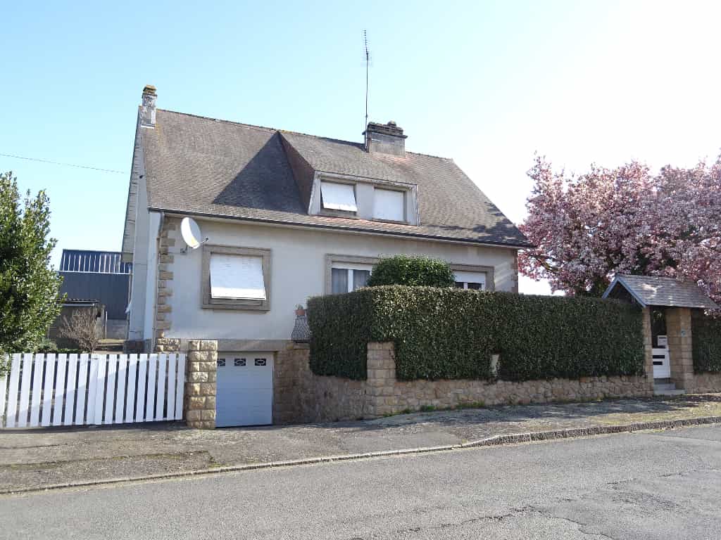 Rumah di Saint-Hilaire-du-Harcouet, Normandia 10038510
