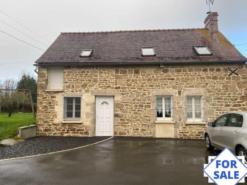 Rumah di Saint-Ceneri-le-Gerei, Orne 10038581